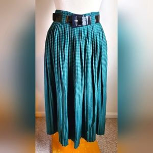 Pleated ling A-line skirt, plaid print w/Belt